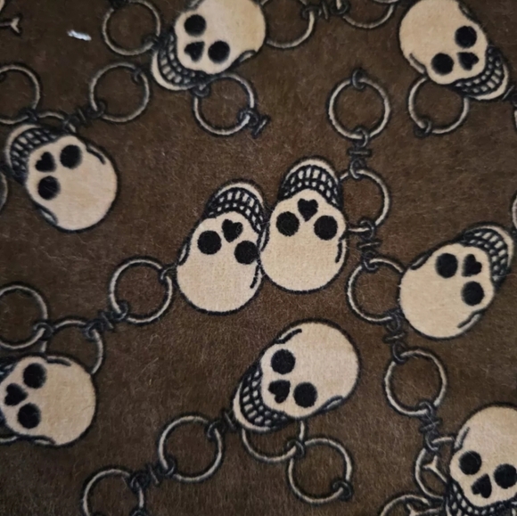 Y2k Skull Print Cotton Snuggle Flannel BTY punk emo grunge biker goth 2000s - Picture 2 of 4